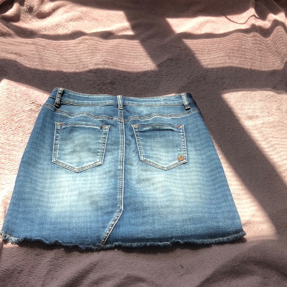 Jean skirt - Picture 2 of 2